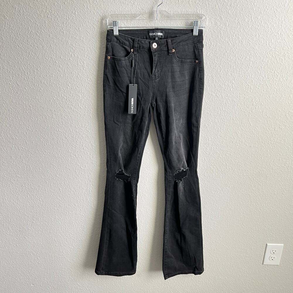 Fashion Nova Jessie Black Distressed Mid Rise Bootcut Jeans Women's 3 NEW